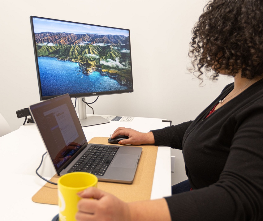 woman working in virtual office Berkeley