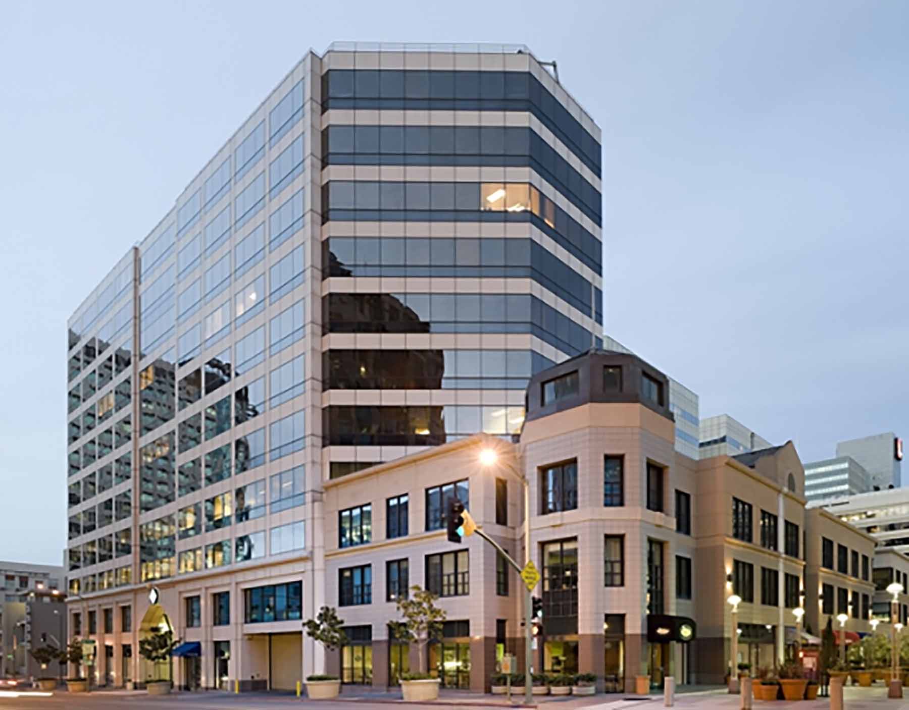 1300 Clay St. building exterior.2jpg-rs Private office space at 1300 Clay Street Pacific Workplaces Oakland