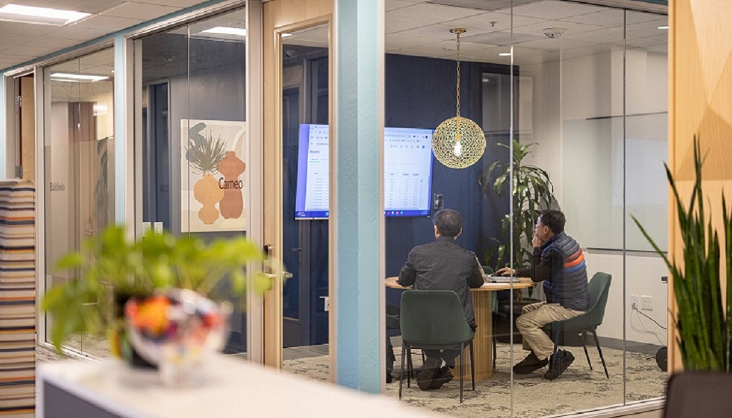 2 men using Virtual Office Cupertino